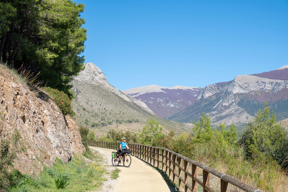 Ciclopedonale nel parco del Pollino da Castrovillari a Morano Calabro ©Daniele Carletti - BeCycling.net