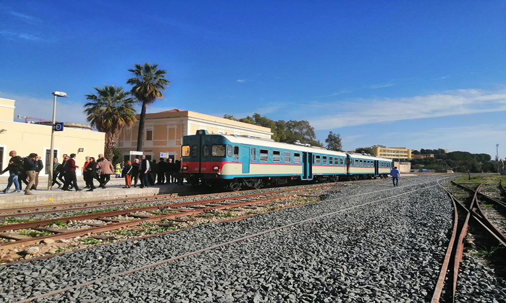 Il treno storico Noto-Pachino