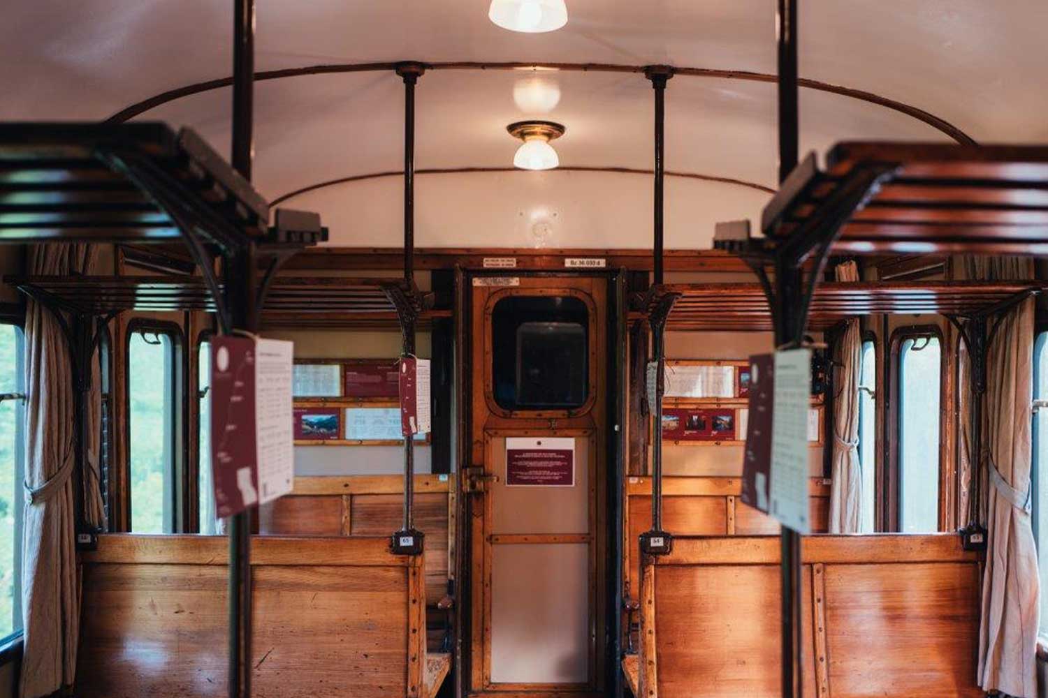 interno treno storico