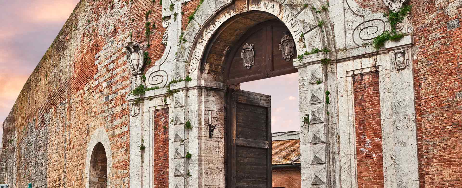 Porta Camollia, Siena