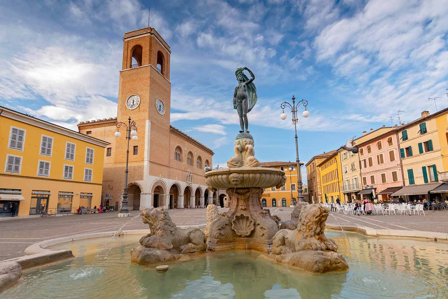 Uno scorcio del centro storico di Fano (PU)