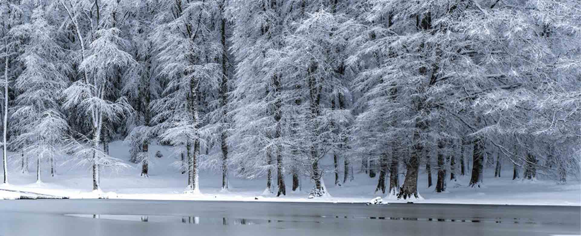 Lago Sirino sul massiccio omonimo (Potenza) 