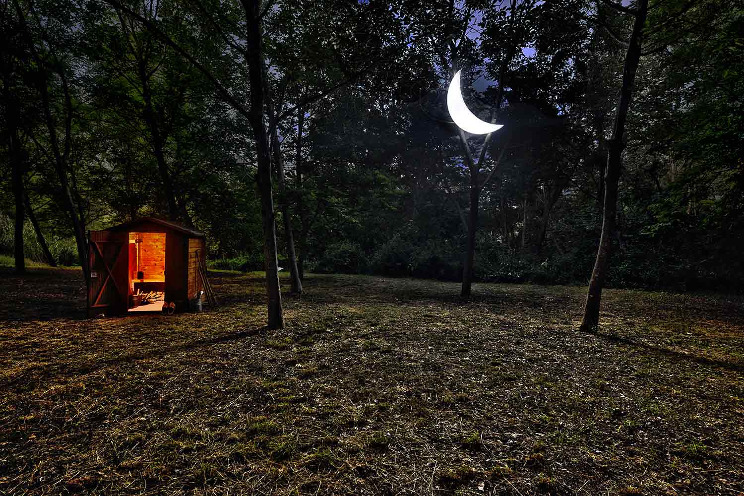 Private Moon (2003/2022) di Leonid Tishkov