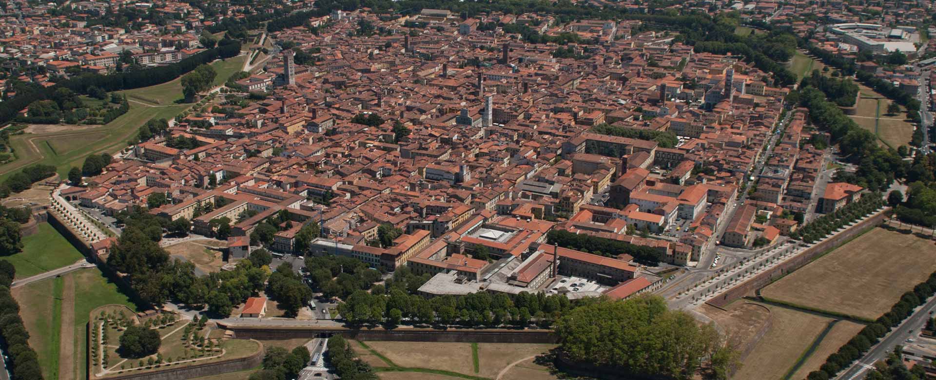 piazza, lucca