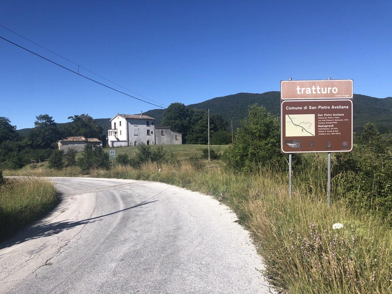 Strada del comune di San Pietro Avellana (IS)